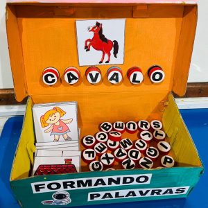 Formando Palavras na Caixa